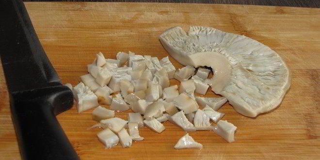 Рецепт псковского пирога с солеными грибами