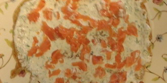 Рецепт рыбного пирога на гречневых блинах