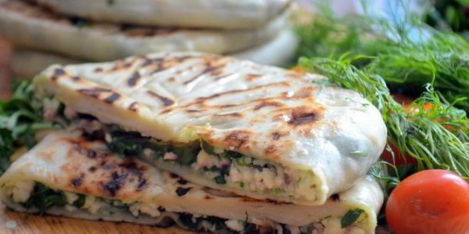 Рецепт мини-кутабов со свежей огородной зеленью