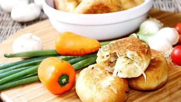Рецепт Пирожков из теста на майонезе с грибами, капустой и луком