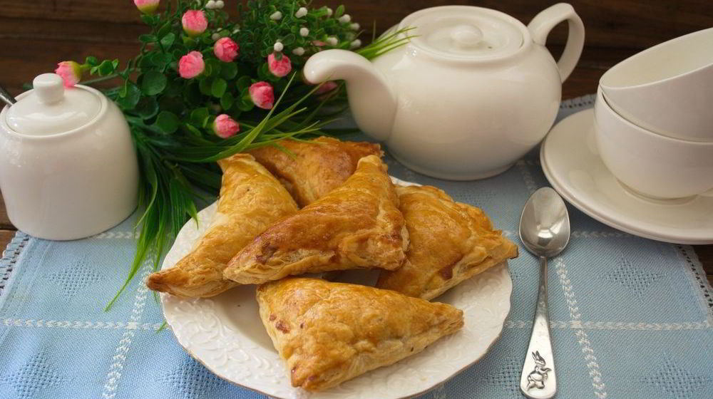 Как приготовить пирожки с белыми грибами