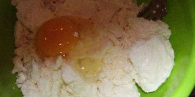 Рецепт пирожков с мясом, капустой и творогом