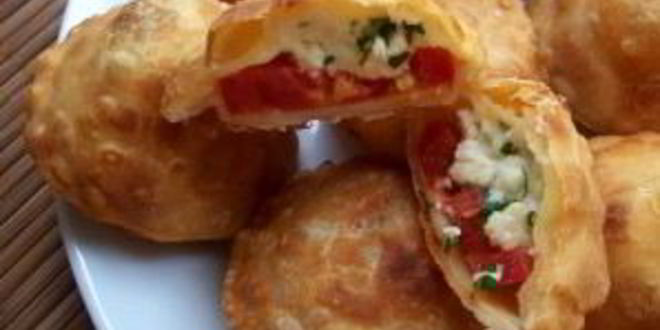 Рецепт пирожков с помидорами