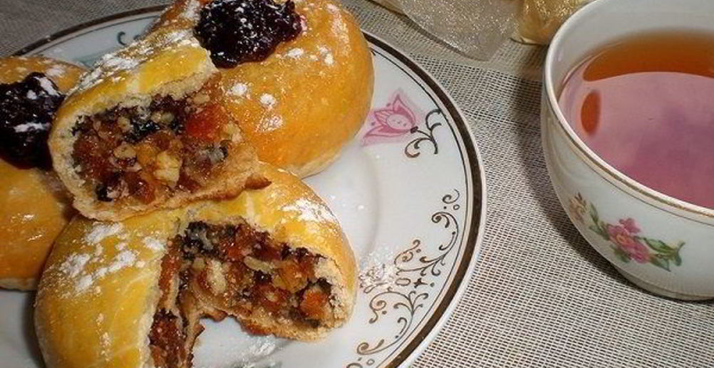 Рецепт пирожки с мясом, капустой и творогом