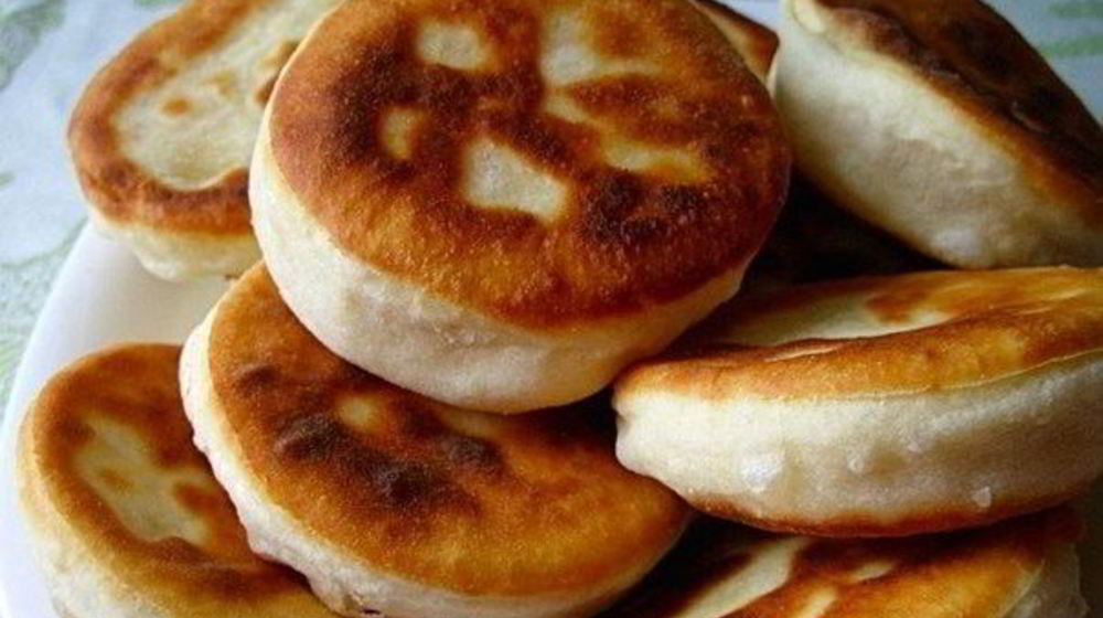 Как приготовить пирожки с сыром и яйцом