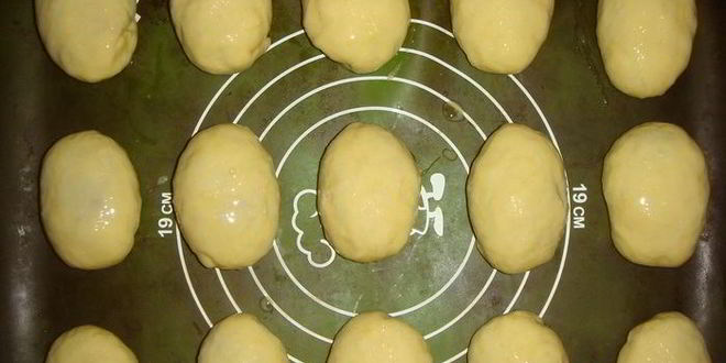 Рецепт сдобных пирожков с вишней