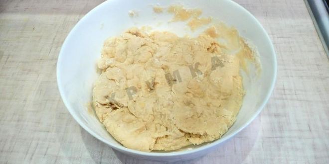 Рецепт жареных пирожков с рисом, яйцом и зеленым луком