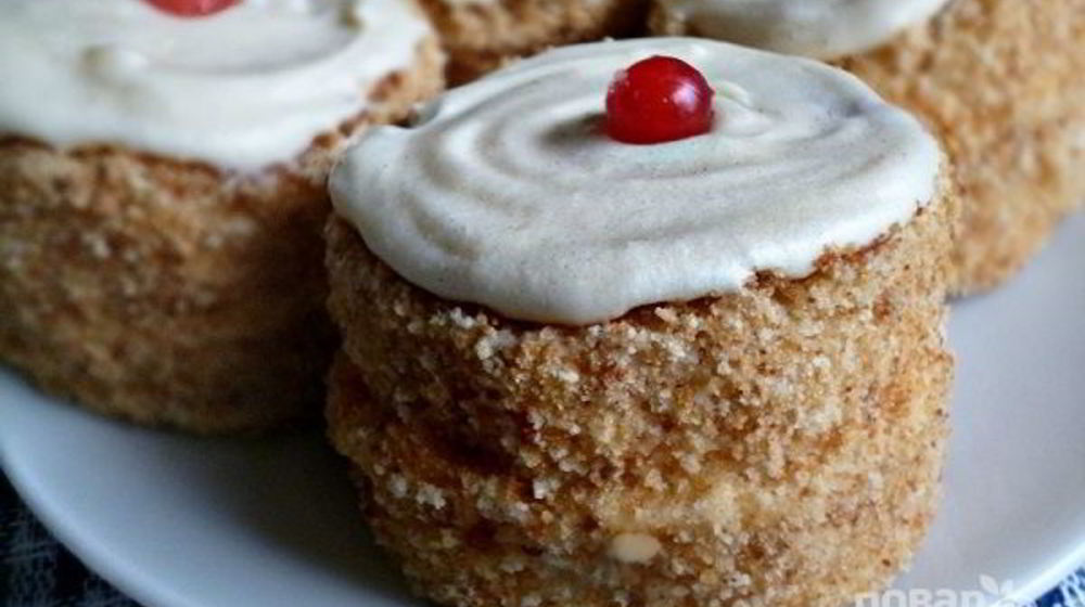 Как приготовить бисквитные пирожные с кремом