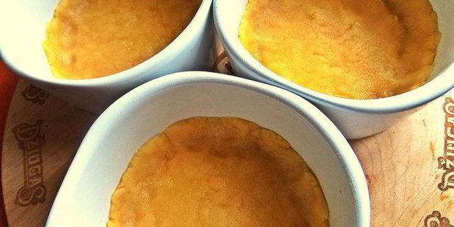 Рецепт нежного пирожного с персиками