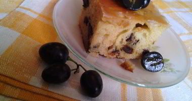 Рецепт Ромовых пирожных с черносливом и цукатами