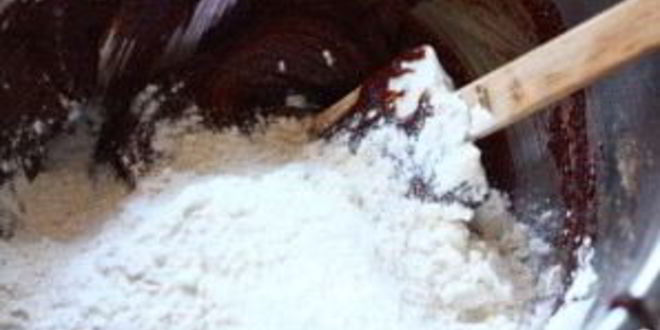 Рецепт шоколадных пирожных с солью