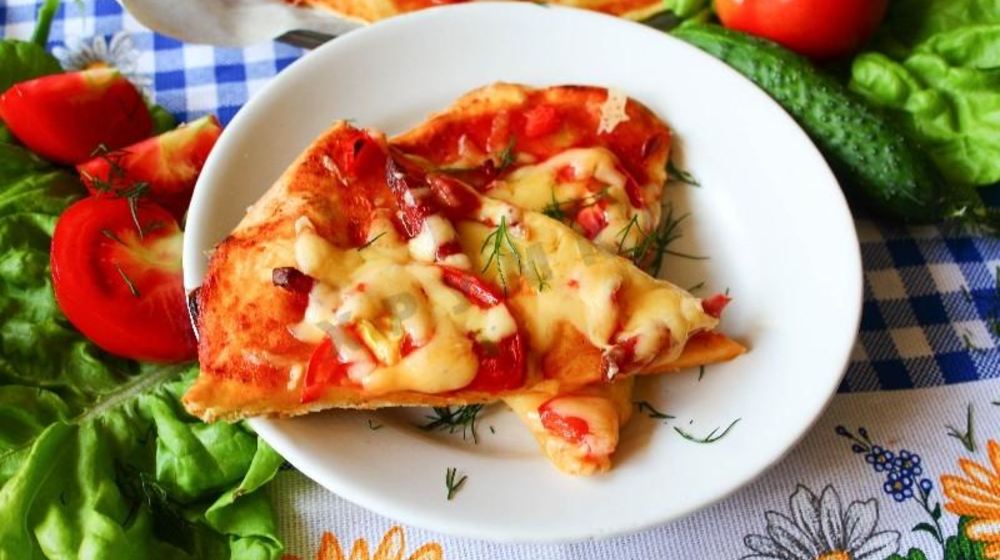 Как приготовить пиццу на тонком тесте без дрожжей