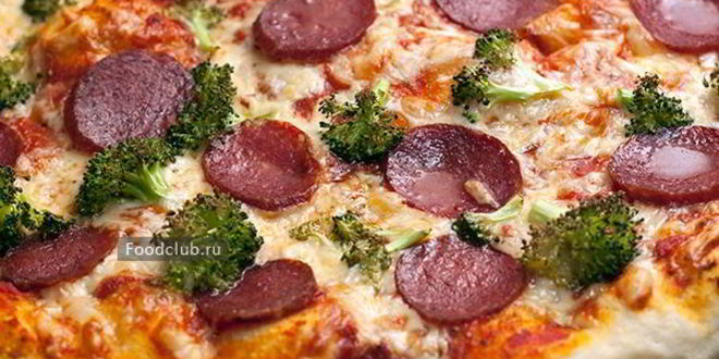 Рецепт пиццы с колбасой и брокколи