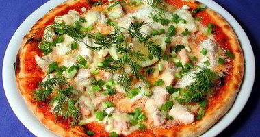 Рецепт Пиццы с сельдью и яйцами