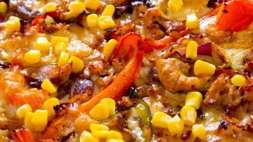 Рецепт Пиццы с цукини, курицей и кукурузой