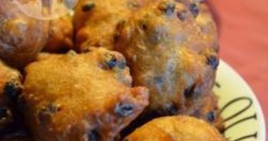 Рецепт Дрожжевых пончиков с изюмом