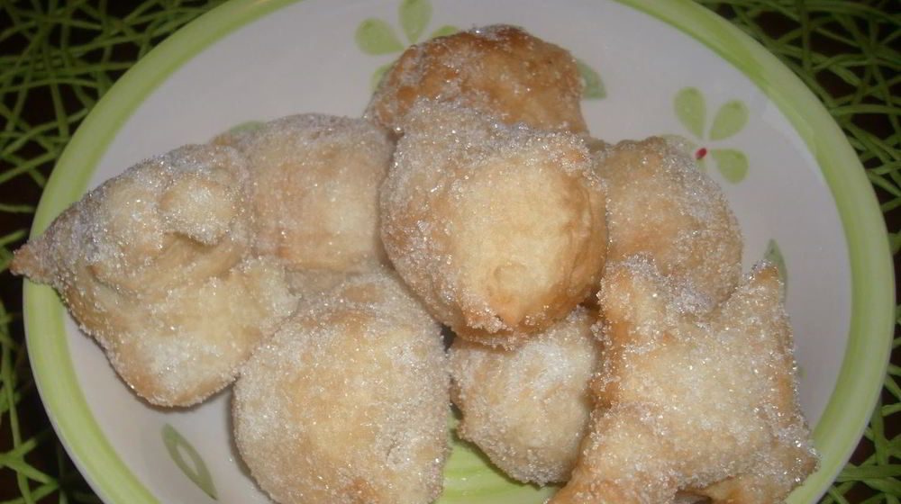 Как приготовить пончики в сахаре