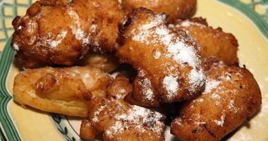 Рецепт Творожных пончиков с яблоками