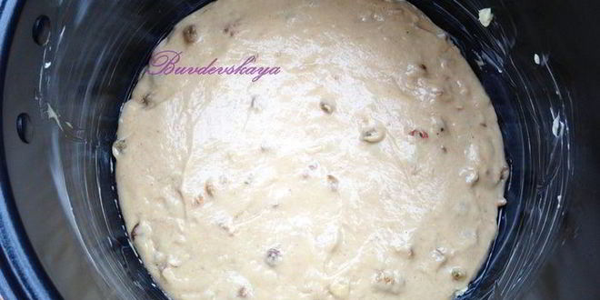 Рецепт чайной коврижки с изюмом и орехами в мультиварке
