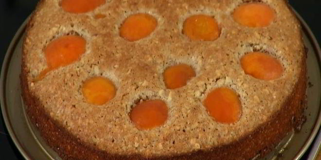 Рецепт миндальной коврижки с абрикосами