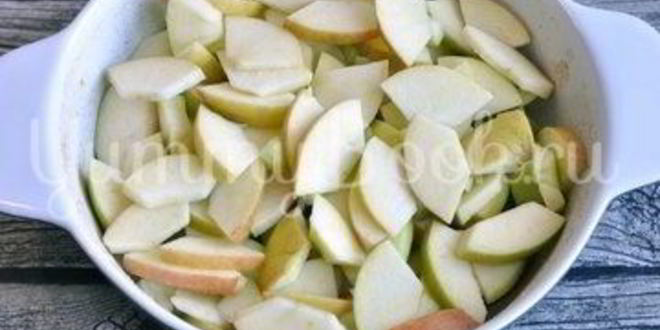 Рецепт классической шарлотки с яблоками