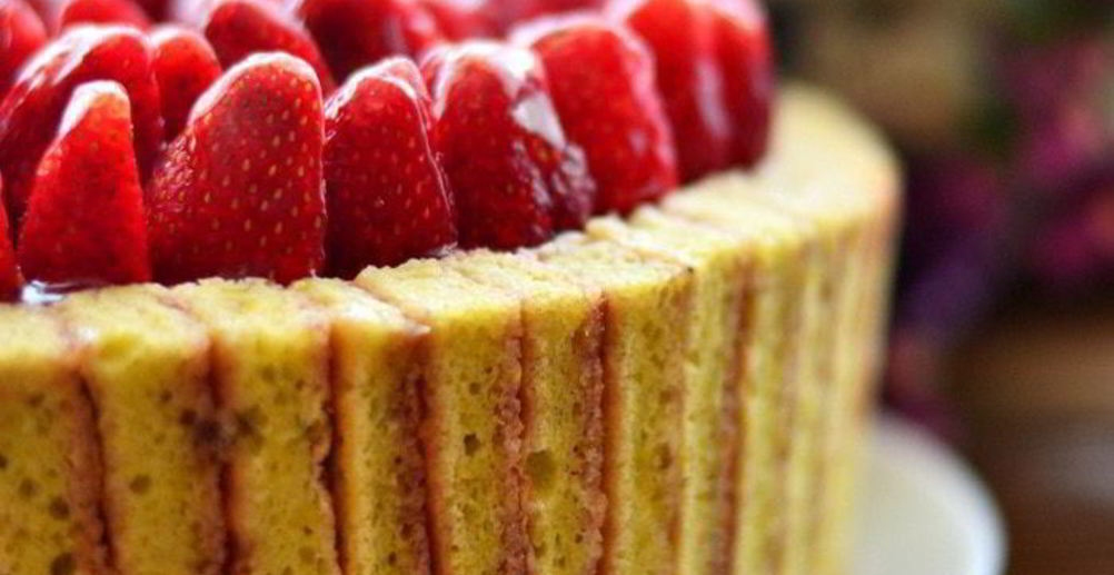 Рецепт клубнично-шоколадный молочный десерт