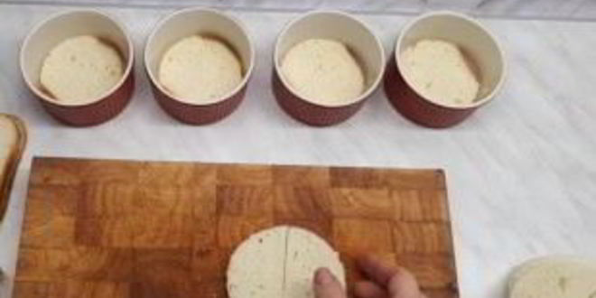 Рецепт шарлотки из сухого батона