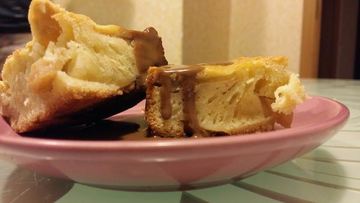 Рецепт Шарлотки под шоколадным фондю