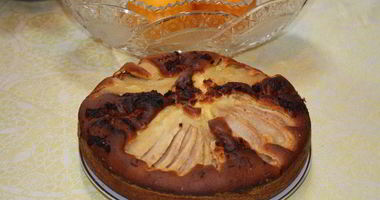 Рецепт Шарлотки с грушами и орехами