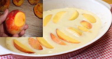 Рецепт Шарлотки с персиками