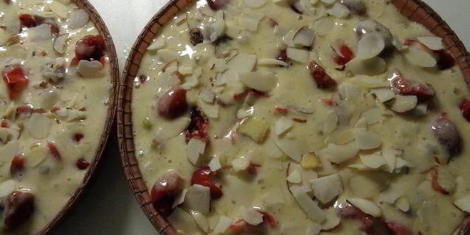 Рецепт шарлотки с ревенем, вяленой вишней и пряностями