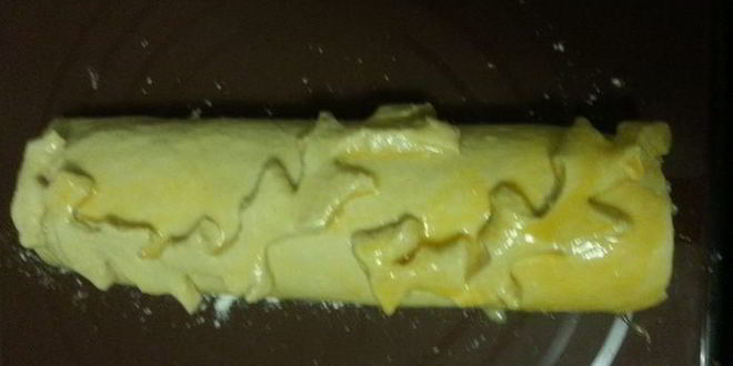 Рецепт мяса-капустного штрудель из кабачкового теста