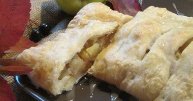 Рецепт Самого простого яблочного штруделя