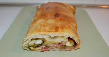 Рецепт Штруделя с беконом и цукини