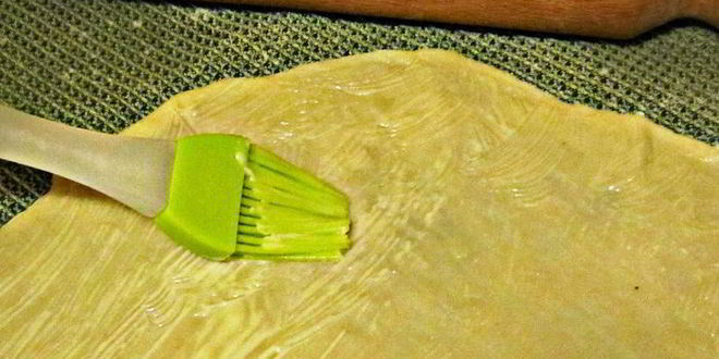 Рецепт штруделя с лесными грибами и сыром бри