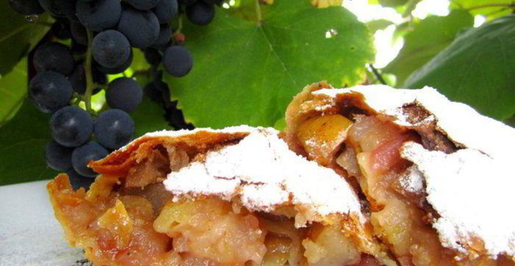 Рецепт хрустящего постного штруделя с ароматной полезной начинкой