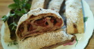 Рецепт Сливова-имбирного штрудель