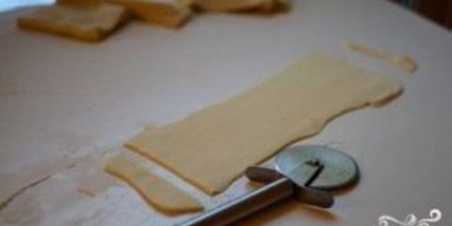 Рецепт слоек с джемом