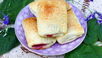 Рецепт Слоек с малиной