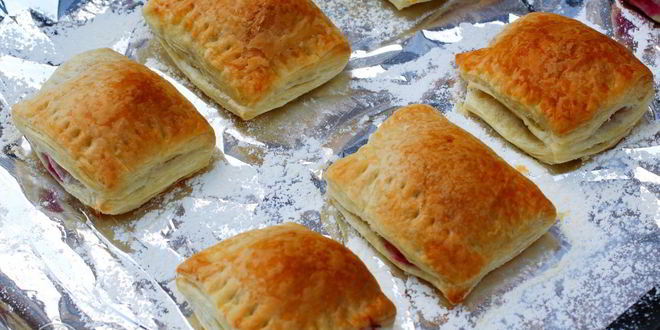 Рецепт слоек с малиной