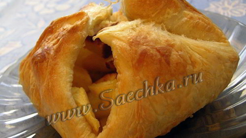 Как приготовить слойки с яблоками