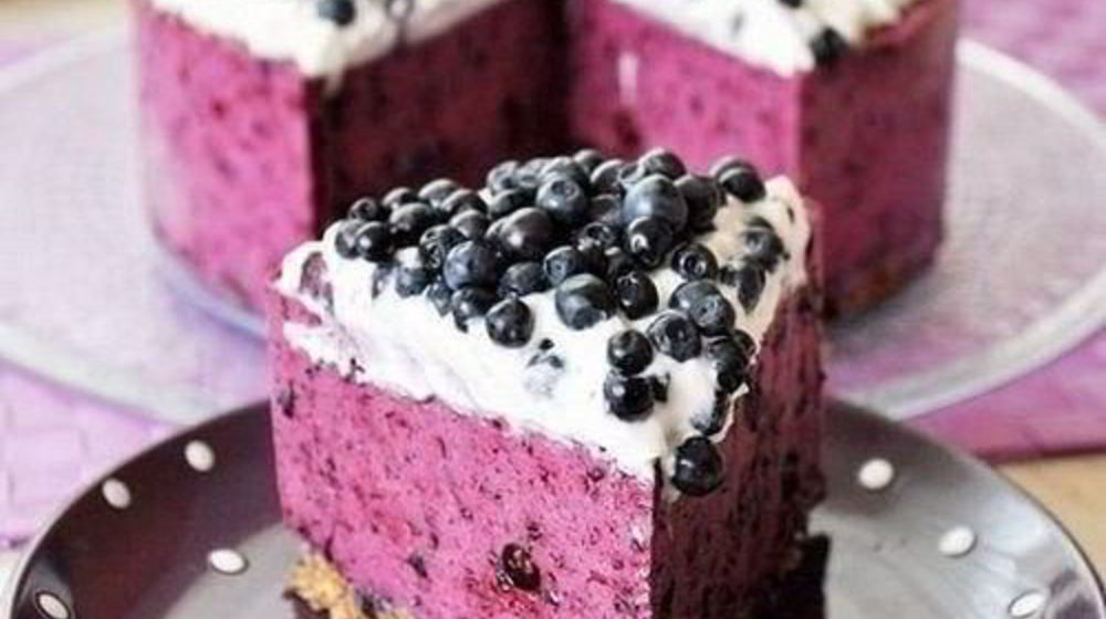 Как приготовить черничный творожник