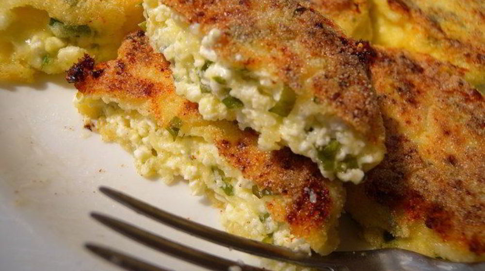 Как приготовить сырники с твердым сыром и зеленью