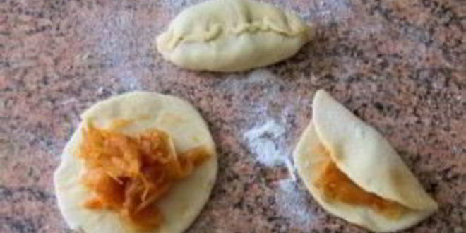 Рецепт бездрожжевого теста для пирожков в духовке