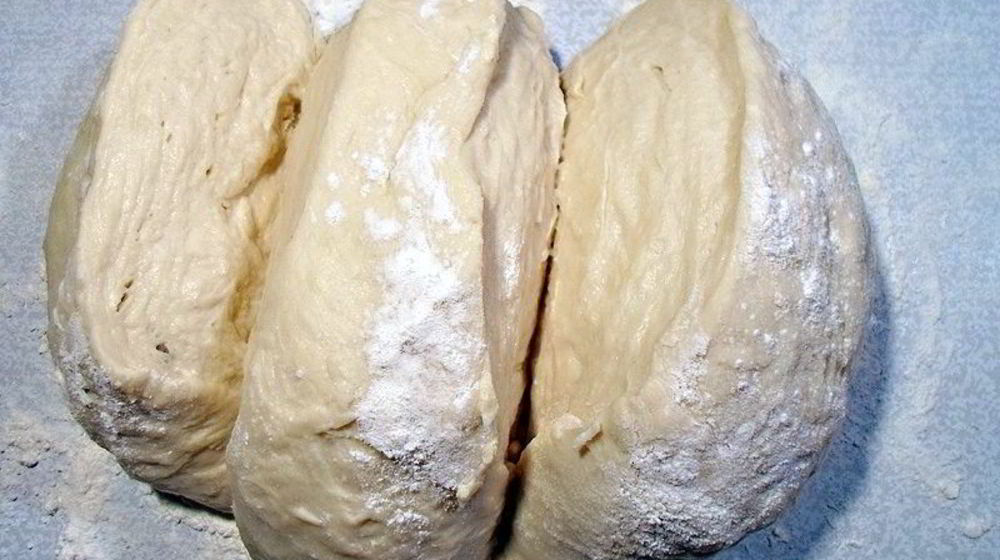 Как приготовить бездрожжевое тесто для треугольников