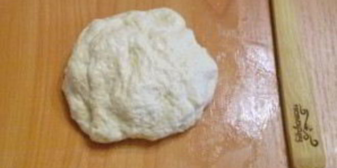 Рецепт бездрожжевого теста на кефире