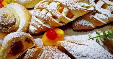 Рецепт Быстрого теста для дрожжевых булочек