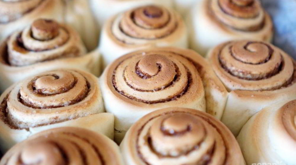 Как приготовить дрожжевое тесто с корицей