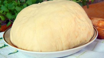 Рецепт Сдобного теста на молоке для булочек
