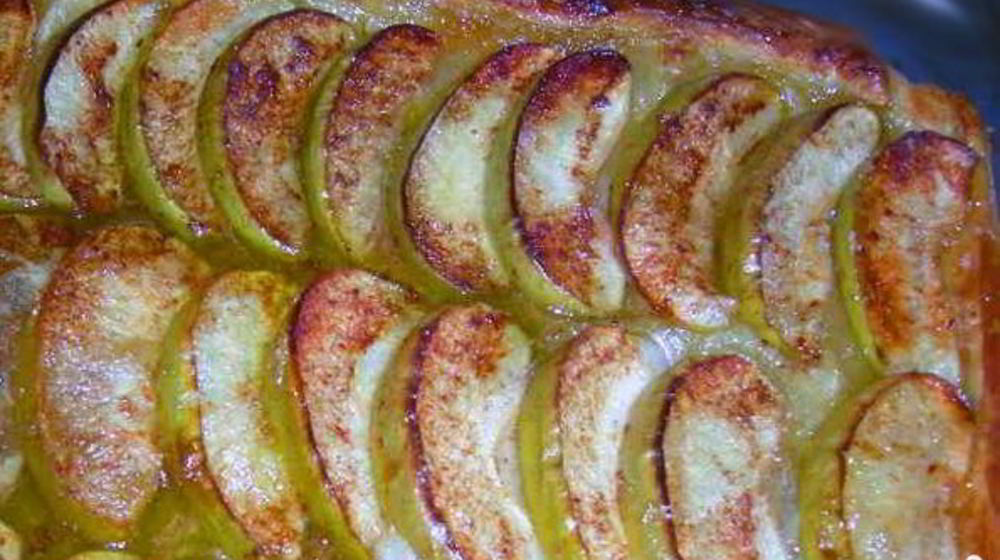 Как приготовить слоеное дрожжевое тесто с яблоками